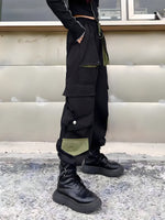 women's high-waisted black cargo pants - Vignette | OFF-WRLD