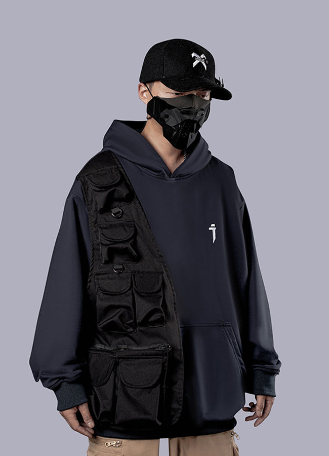 Black hoodie with discount pockets