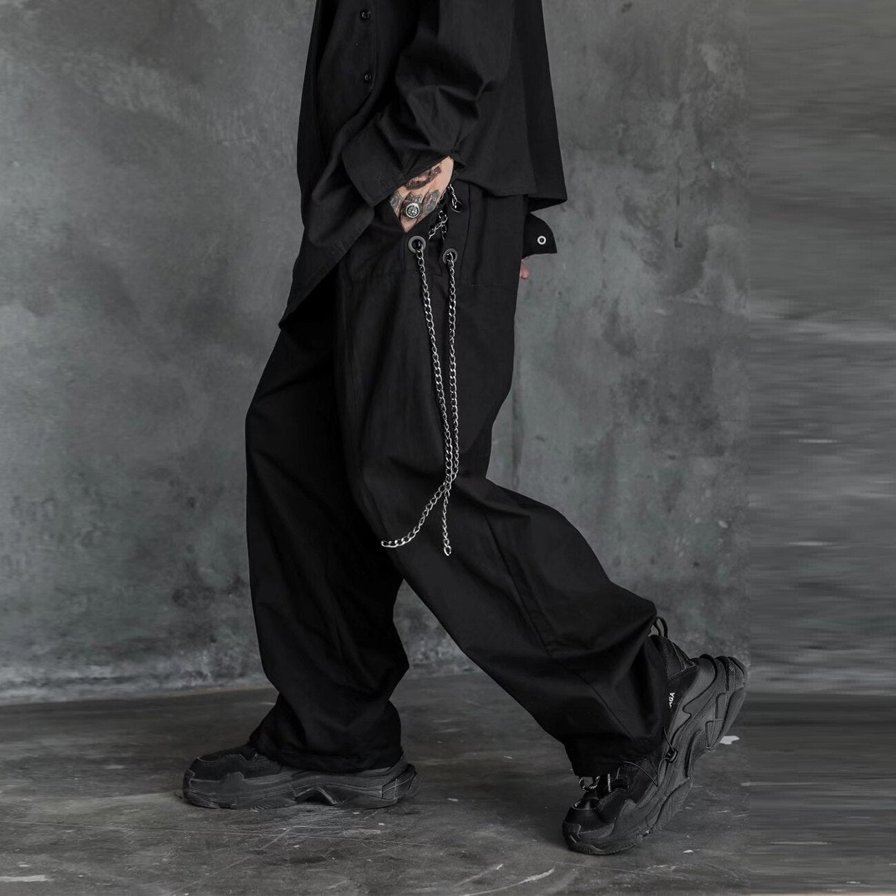 Punk Multi Pocket Splicing Illusory Color Removable Metal Left Chain Design  Black Cargo Pants Male - Magic Wardrobes