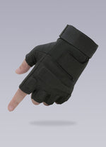 black tactical fingerless gloves - Vignette | OFF-WRLD